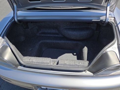Used 2000 Honda S2000 image 18
