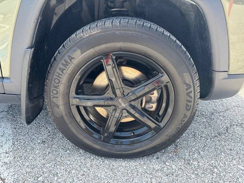 Used 2019 Jeep Compass Trailhawk AWD/4WD image 4