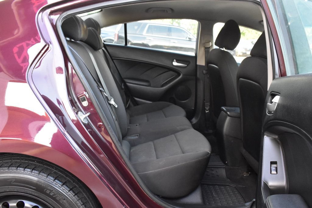 Used 2018 Kia Forte LX FWD image 20