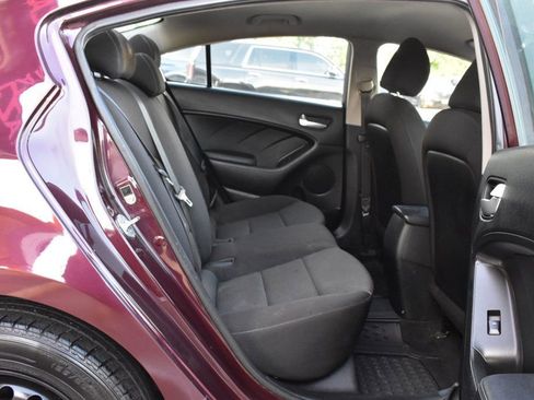 Used 2018 Kia Forte LX image 20