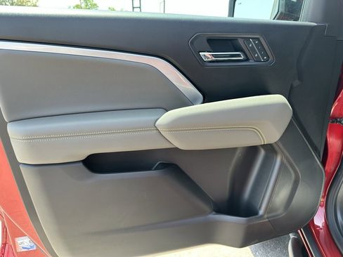 New 2025 Chevrolet Colorado ZR2 w/ Technology Package image 21