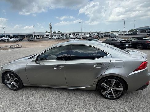 Used 2019 Lexus IS 300 w/ Navigation Package RWD image 4