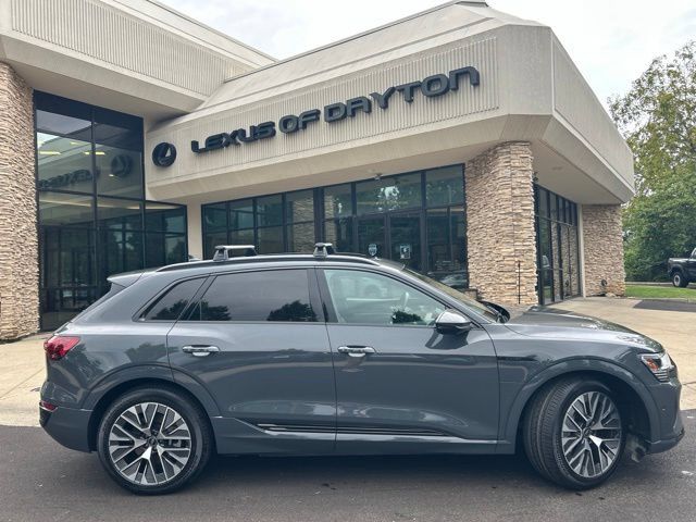 Used 2024 Audi Q8 e-tron Prestige w/ Prestige Package AWD/4WD image 8