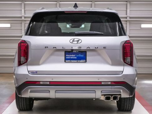 Certified 2025 Hyundai Palisade SEL FWD image 7