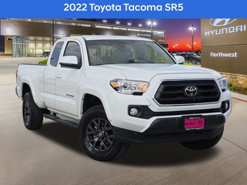Used 2022 Toyota Tacoma SR5 image 1