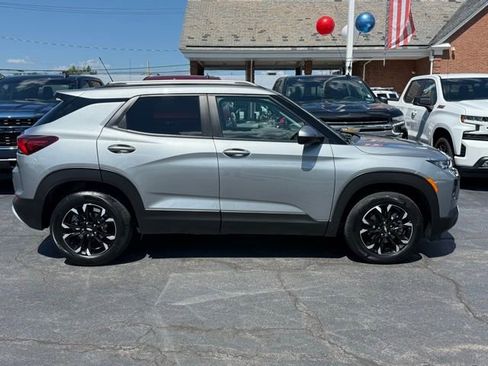 Used 2023 Chevrolet TrailBlazer LT w/ Convenience Package image 8
