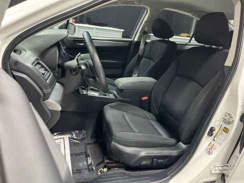 Used 2019 Subaru Legacy 2.5i Premium AWD/4WD image 13
