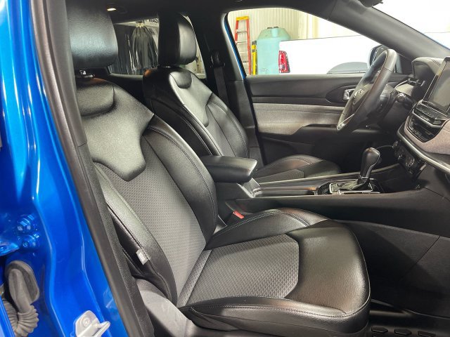 Certified 2025 Jeep Compass Latitude AWD/4WD image 24