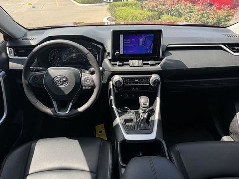 Certified 2023 Toyota RAV4 XLE Premium FWD image 9