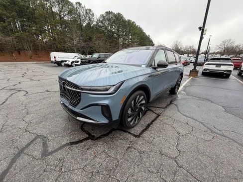 New 2026 Lincoln Nautilus Reserve w/ Jet Appearance Package image 3