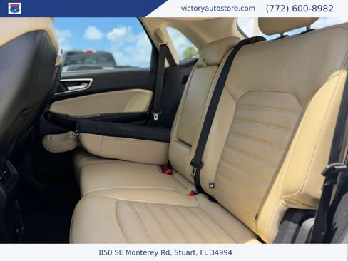 Used 2017 Ford Edge SEL w/ Equipment Group 201A FWD image 4