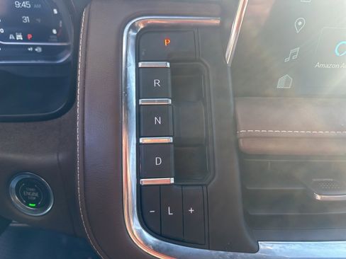 Used 2023 Chevrolet Tahoe High Country image 25