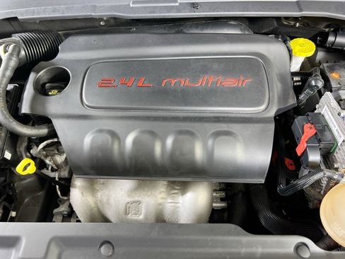 Used 2022 Jeep Compass Latitude AWD/4WD image 27