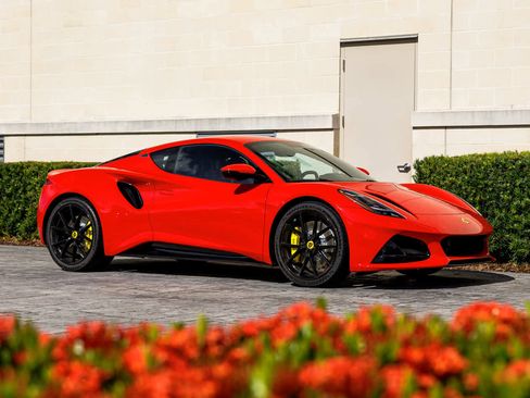 New 2025 Lotus Emira image 24