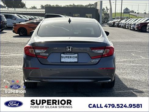 Used 2022 Honda Accord Touring image 5