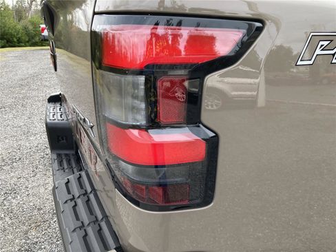 Used 2023 Nissan Frontier Pro-X w/ Pro Convenience Package image 11