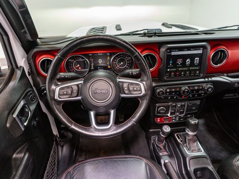 Used 2020 Jeep Gladiator Rubicon image 12