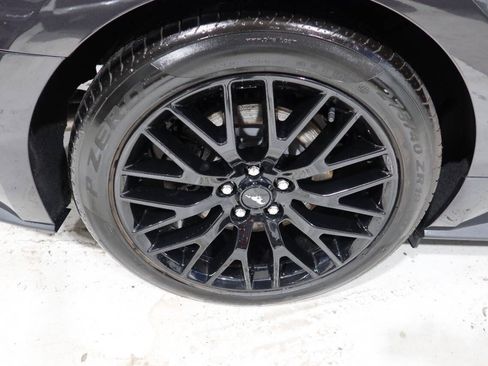 Used 2022 Ford Mustang GT w/ GT Performance Package RWD image 33