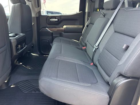 Used 2022 Chevrolet Silverado 1500 LT Trail Boss w/ Convenience Package II AWD/4WD image 16