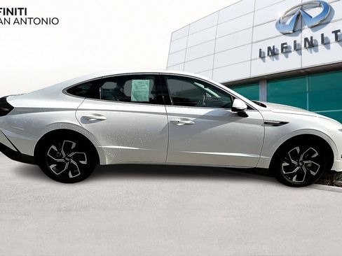 Used 2025 Hyundai Sonata SEL FWD image 45