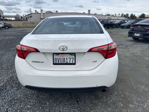 Used 2019 Toyota Corolla LE image 6