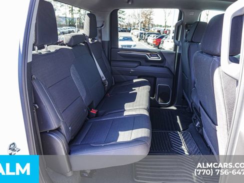 Used 2025 Chevrolet Silverado 2500 LT w/ Convenience Package AWD/4WD image 24