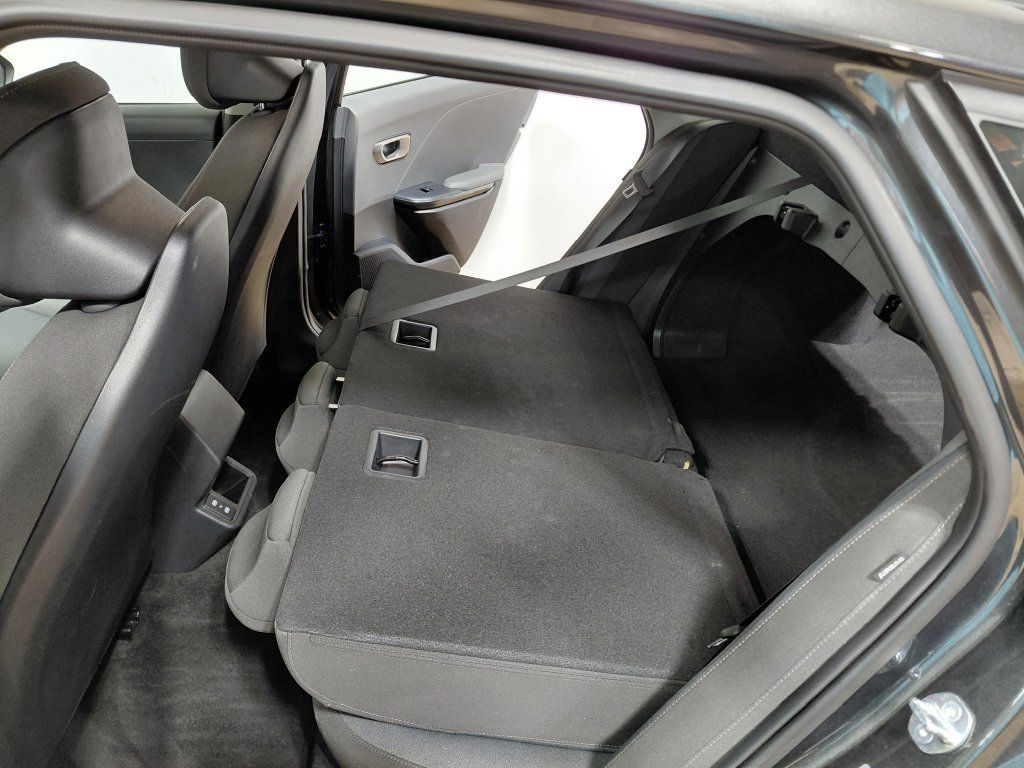 Used 2025 Kia K4 FWD image 7