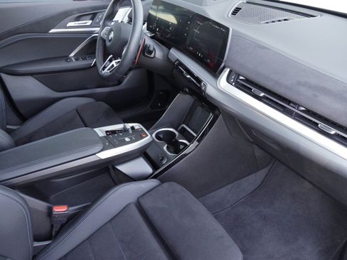 Used 2025 BMW X2 M35i w/ Premium Package AWD/4WD image 10