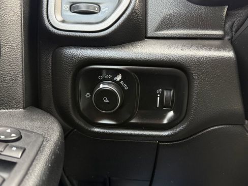 Used 2021 RAM 3500 Tradesman image 21