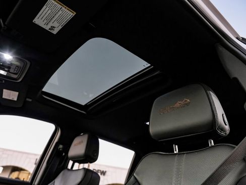 Used 2024 Chevrolet Silverado 3500 High Country w/ High Country Premium Package image 18