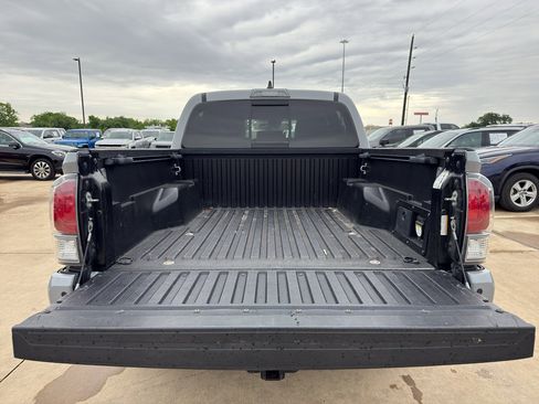 Used 2021 Toyota Tacoma TRD Sport w/ Technology Package RWD image 26
