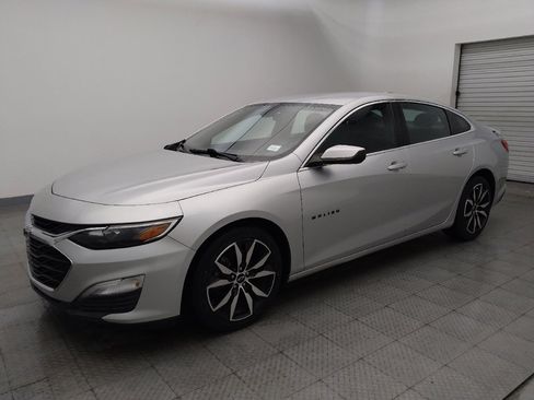 Used 2021 Chevrolet Malibu RS FWD image 2