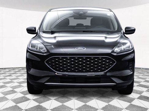 Used 2020 Ford Escape SE image 13