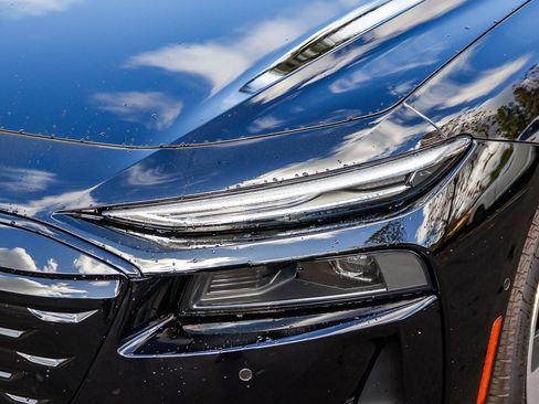 New 2025 Audi A6 e-tron Premium image 10