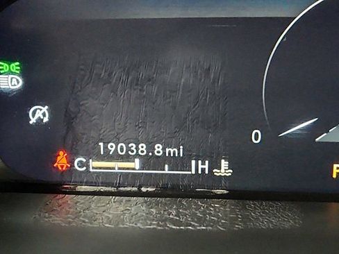 Used 2022 Lincoln Nautilus Reserve image 16