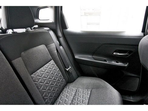 New 2026 Nissan Kicks SV w/ SV Premium Package image 10