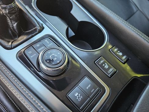 Used 2019 Nissan Maxima 3.5 SL w/ Floor Mat Group FWD image 26