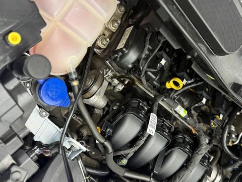Used 2022 Ford Transit Connect XL FWD image 19