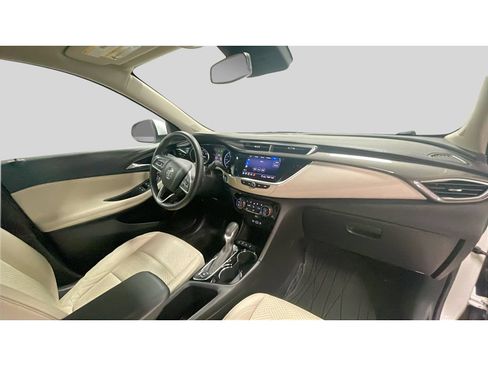 Used 2020 Buick Encore GX Essence w/ Experience Buick Package AWD/4WD image 18
