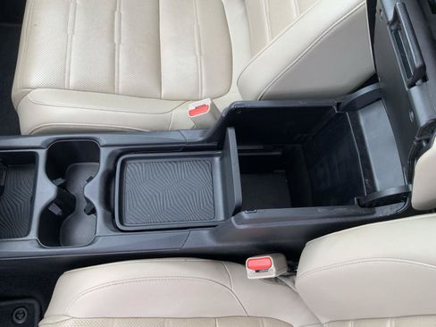 Used 2018 Honda CR-V Touring image 42