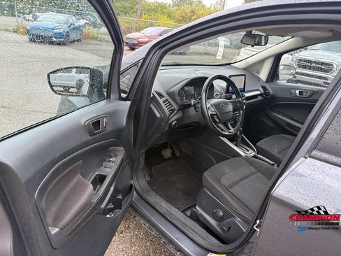 Used 2020 Ford EcoSport SE w/ SE Convenience Package image 11