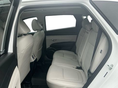 Used 2025 Hyundai Tucson SEL AWD/4WD image 21
