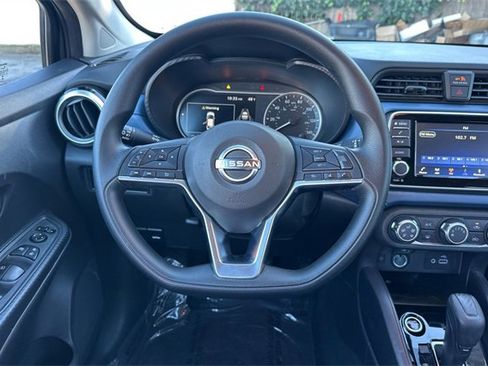 Used 2025 Nissan Versa SV image 14