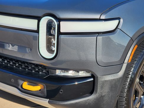 Used 2023 Rivian R1S Adventure Quad AWD/4WD image 8