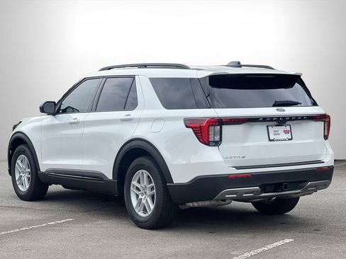 New 2026 Ford Explorer Active w/ Active Comfort Package RWD image 24