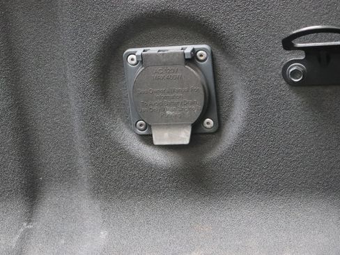 Used 2023 Nissan Frontier Pro-X w/ Pro Convenience Package RWD image 34