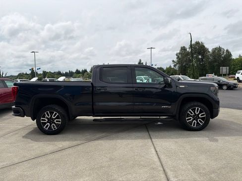 Used 2023 GMC Sierra 1500 AT4 w/ AT4 Preferred Package AWD/4WD image 7