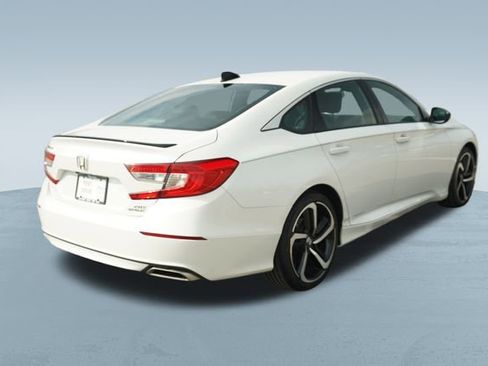 Used 2022 Honda Accord Sport image 8