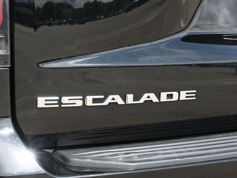 Used 2023 Cadillac Escalade Sport AWD/4WD image 22
