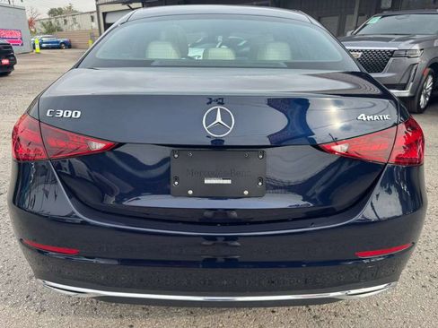 Used 2023 Mercedes-Benz C 300 4MATIC Sedan image 4